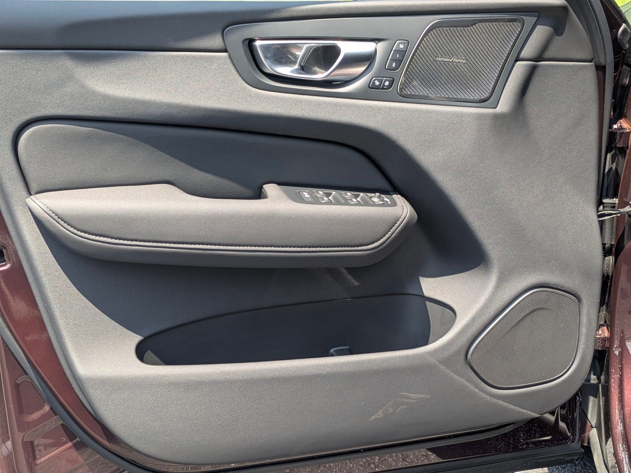 New 2026 Volvo XC60 B5 Plus w/ Protection Package Premier image 6