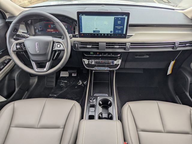 New 2026 Lincoln Corsair Premiere image 12