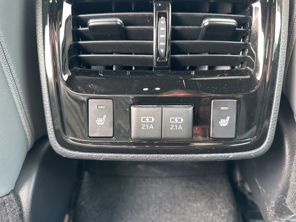 Used 2020 Toyota Avalon Limited w/ Advanced Safety Package FWD image 13