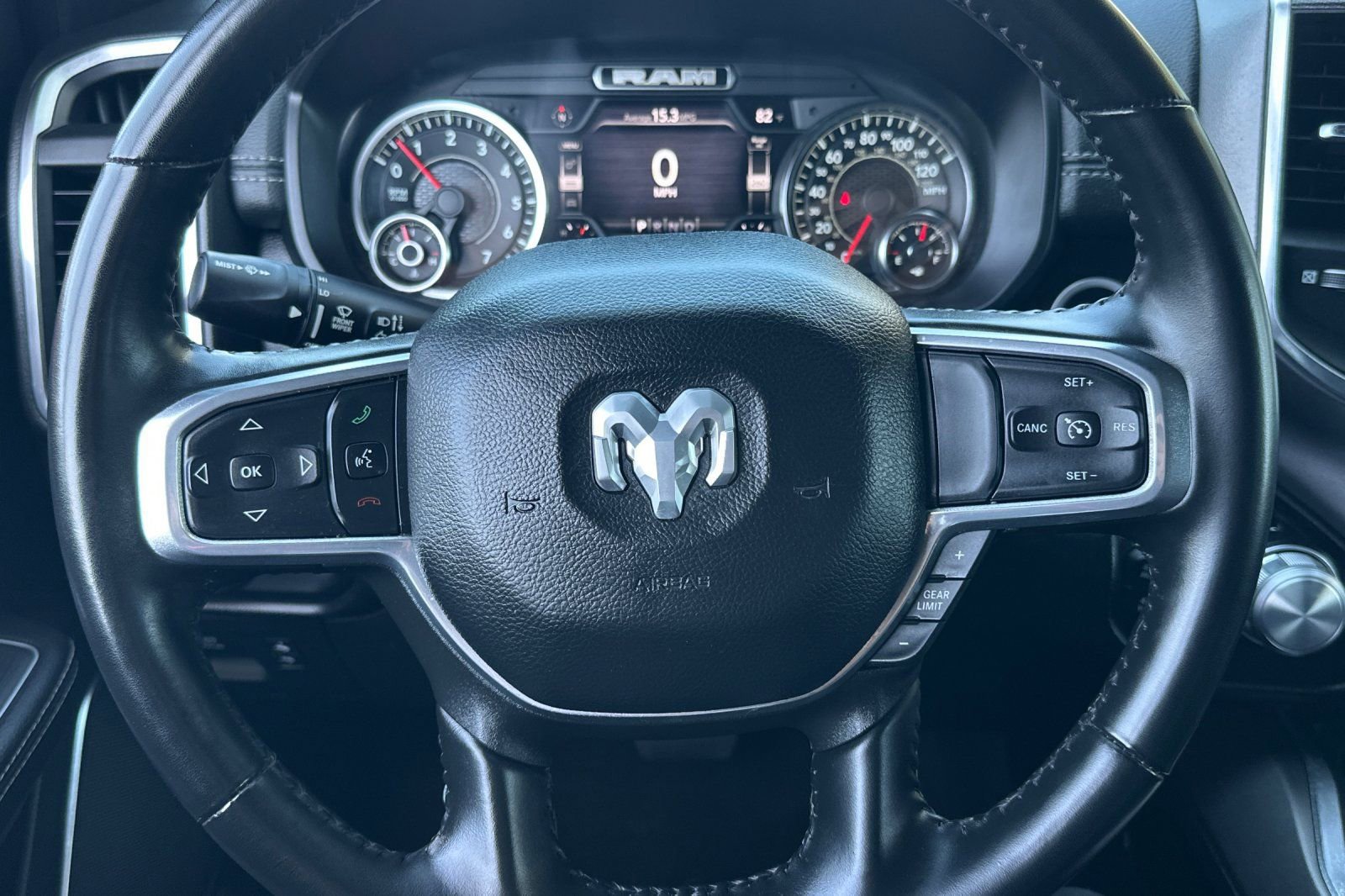 Used 2022 RAM 1500 Laramie AWD/4WD image 22
