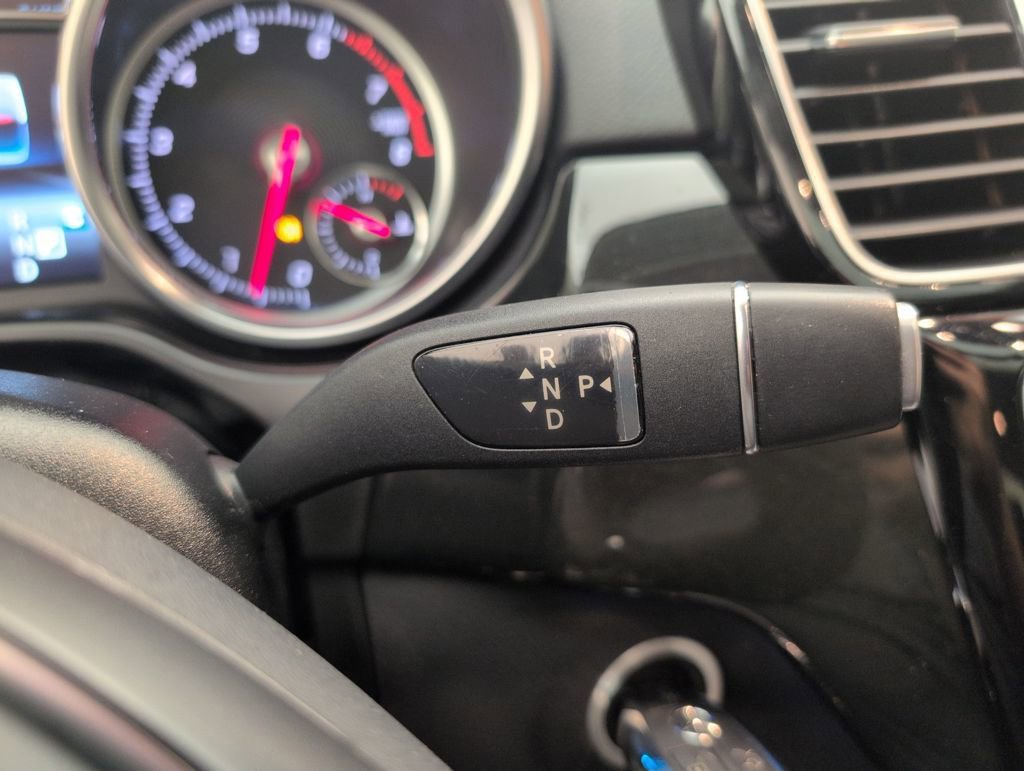 Used 2018 Mercedes-Benz GLS 550 4MATIC image 32