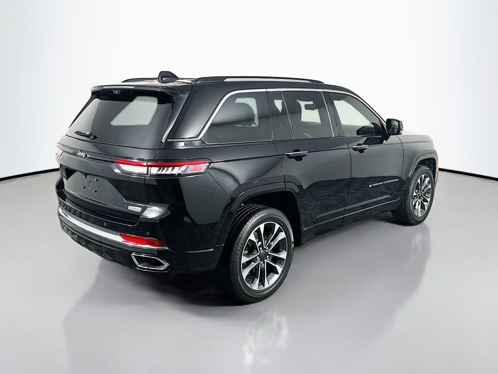 Used 2023 Jeep Grand Cherokee Overland w/ Luxury Tech Group IV image 7