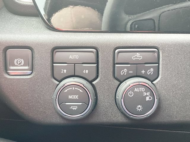 Used 2026 Chevrolet Silverado 1500 LT AWD/4WD image 18
