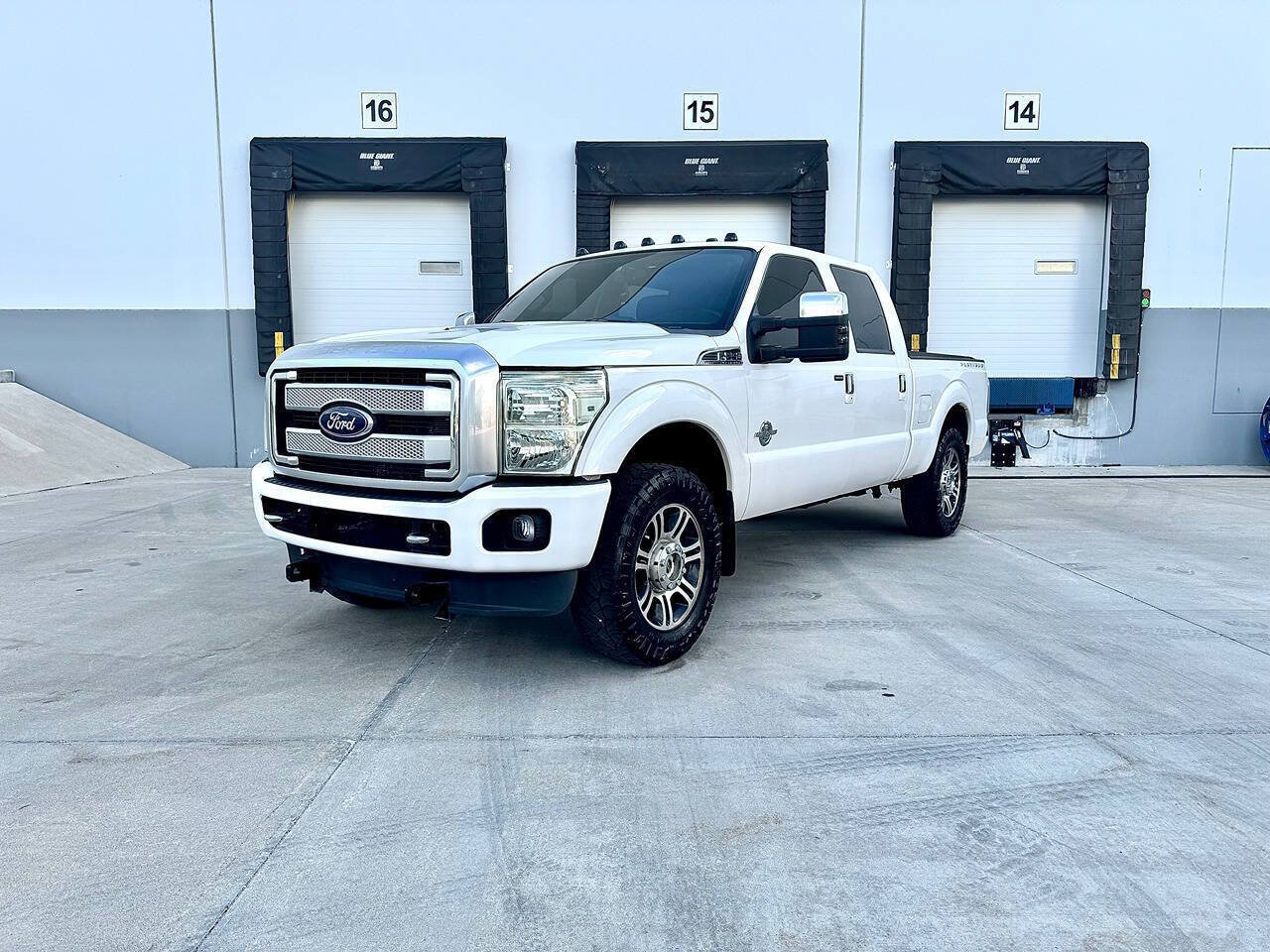 Used 2016 Ford F250 Platinum w/ Platinum Package AWD/4WD image 7