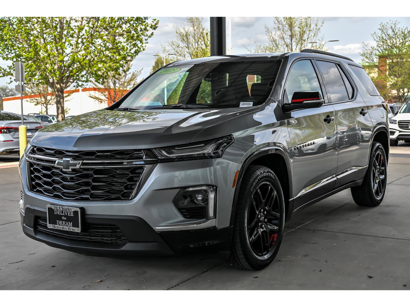 Used 2023 Chevrolet Traverse Premier w/ Redline Edition AWD/4WD image 5
