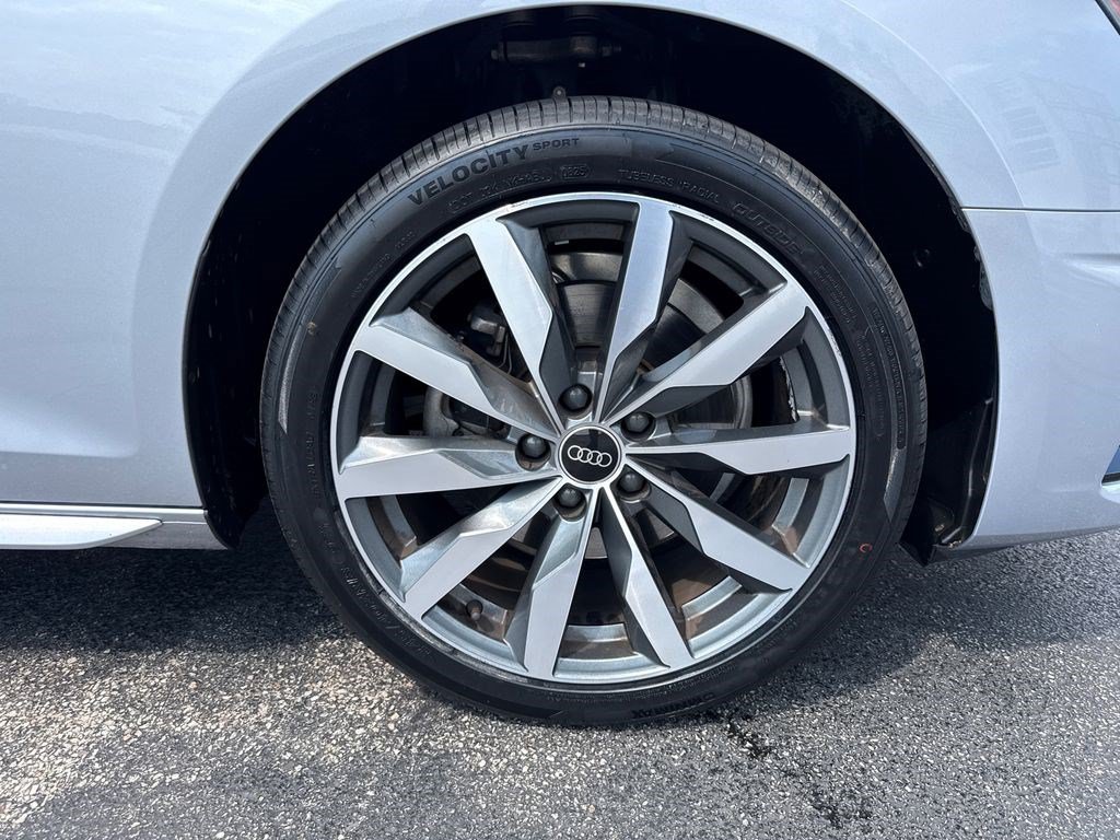 Used 2022 Audi A4 2.0T Premium Plus w/ Premium Plus Package AWD/4WD image 13