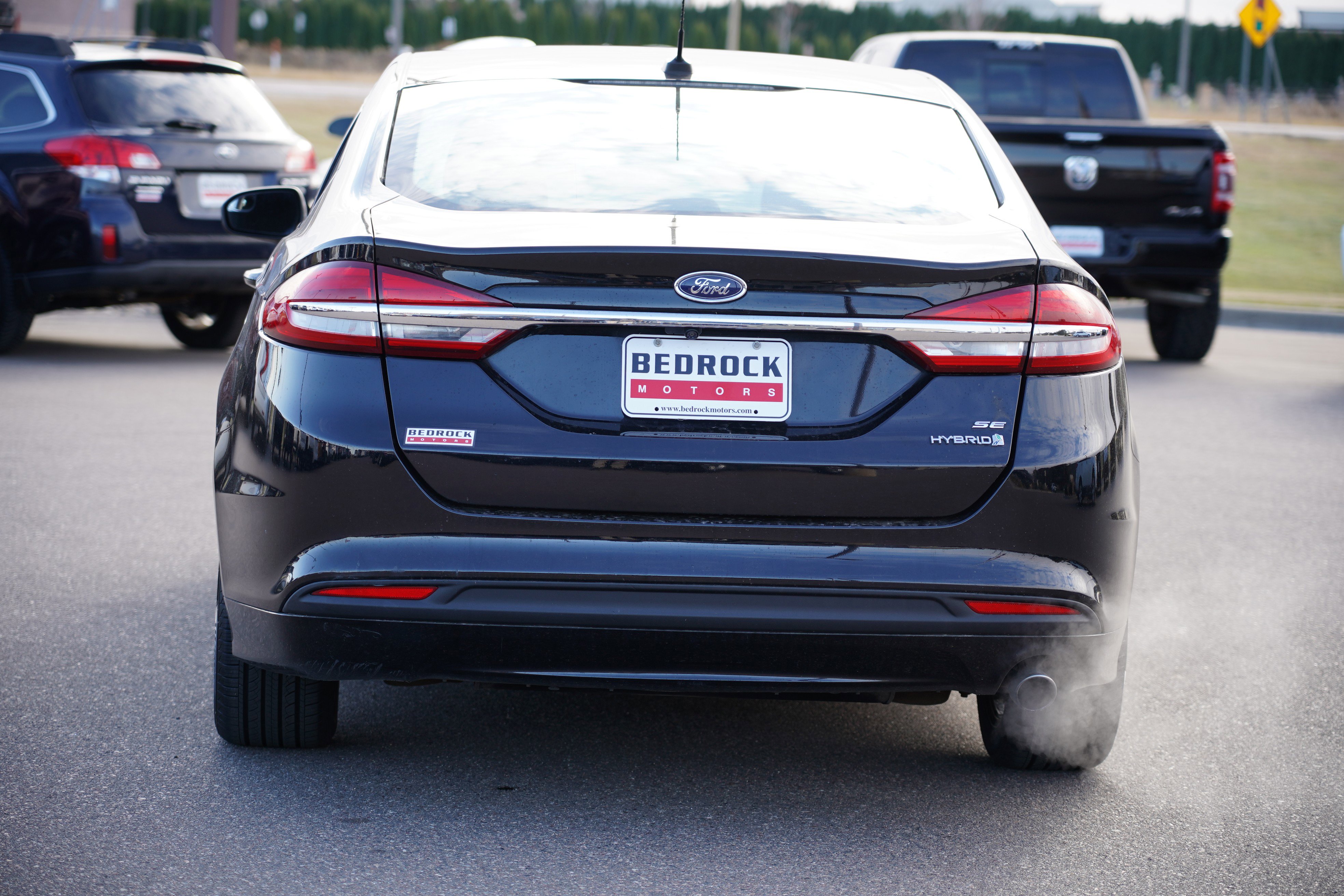 Used 2017 Ford Fusion SE image 4