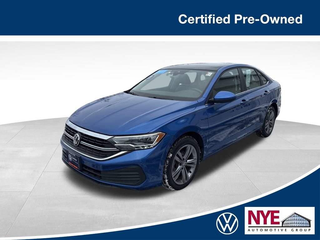 Used 2023 Volkswagen Jetta SE w/ Panoramic Sunroof Package