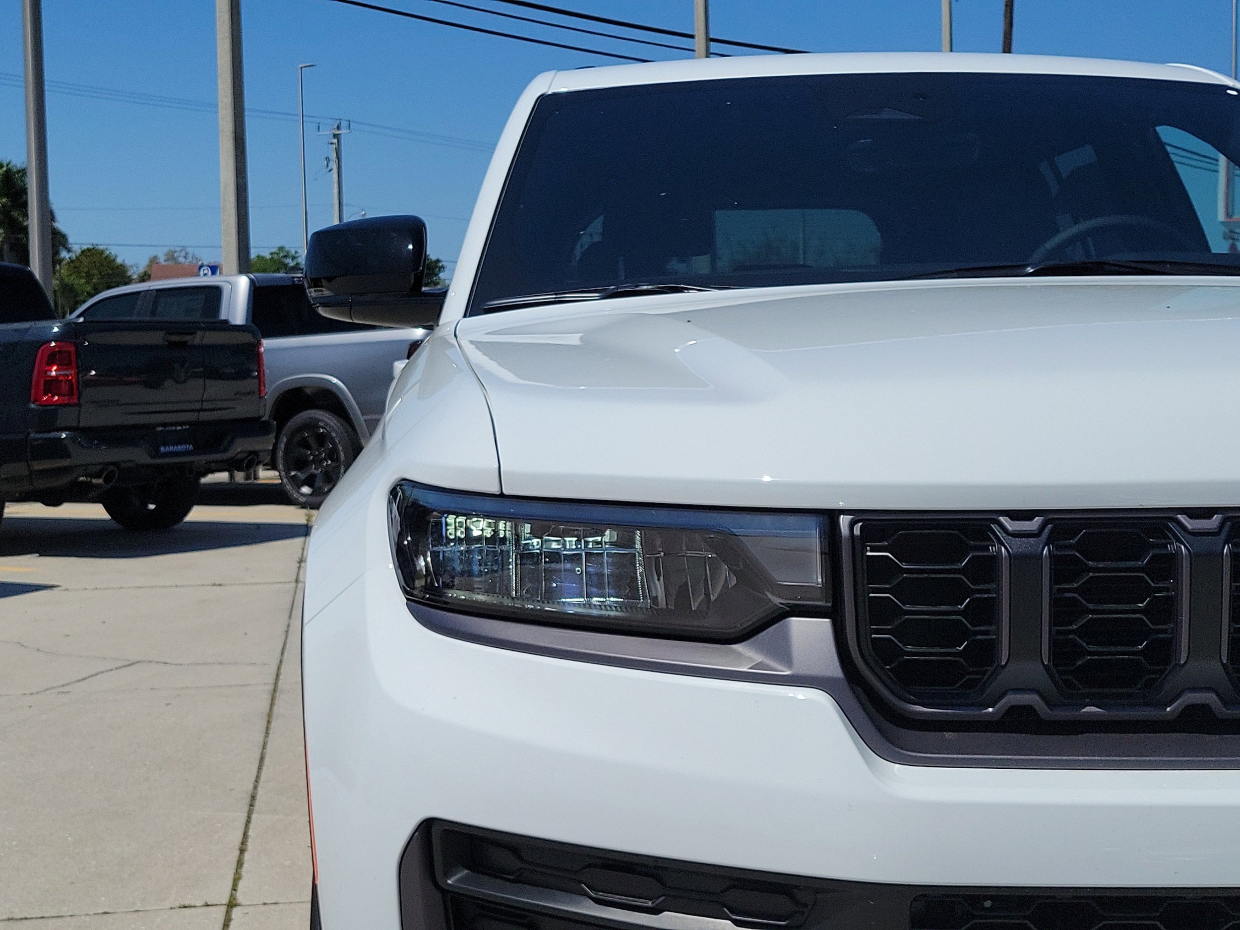 New 2026 Jeep Grand Cherokee Altitude RWD image 7