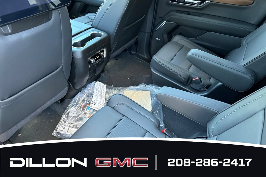 New 2026 GMC Yukon XL Denali w/ Denali Reserve Package AWD/4WD image 14