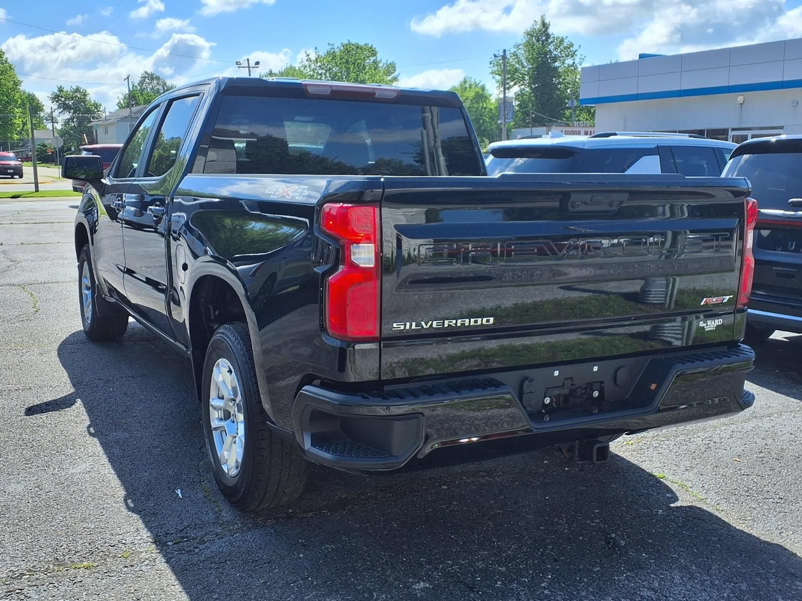 Used 2026 Chevrolet Silverado 1500 RST AWD/4WD image 2