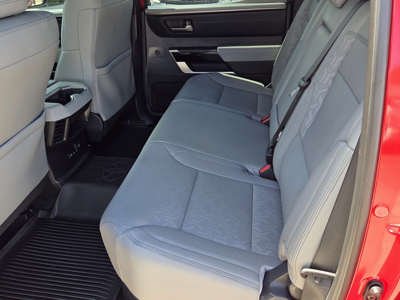 Used 2025 Toyota Tundra Limited RWD image 5