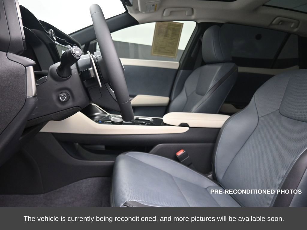 Used 2023 Lexus RZ 450e Premium image 17