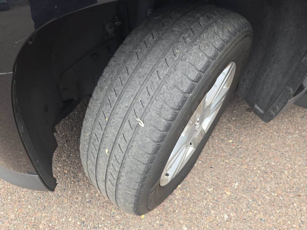 Used 2015 GMC Terrain SLE FWD image 18
