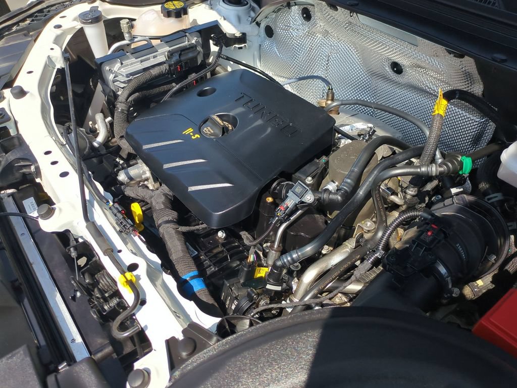 Used 2025 Chevrolet TrailBlazer LT AWD/4WD image 35