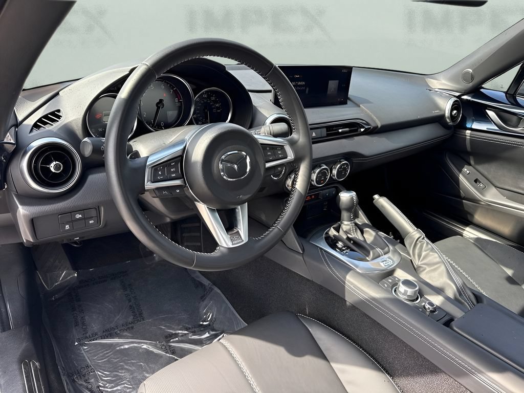 Used 2025 MAZDA MX-5 Miata RF Grand Touring RWD image 11