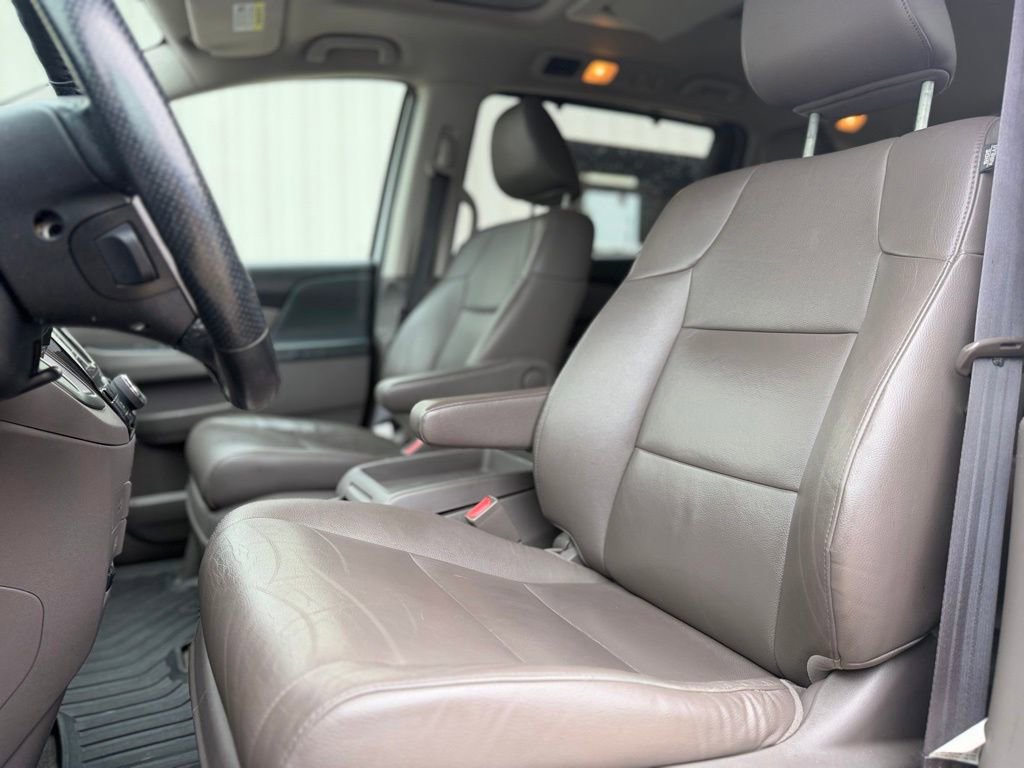 Used 2015 Honda Odyssey Touring Elite image 15