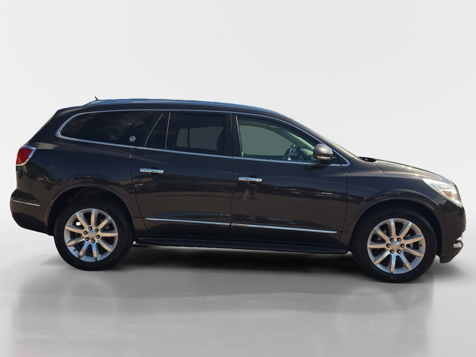 Used 2017 Buick Enclave Premium w/ Experience Buick Package FWD image 2