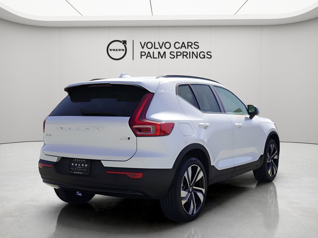 New 2026 Volvo XC40 B5 Ultra w/ Climate Package AWD/4WD image 8