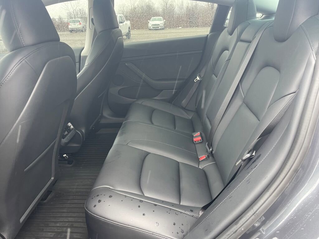 Used 2023 Tesla Model 3 Performance image 18