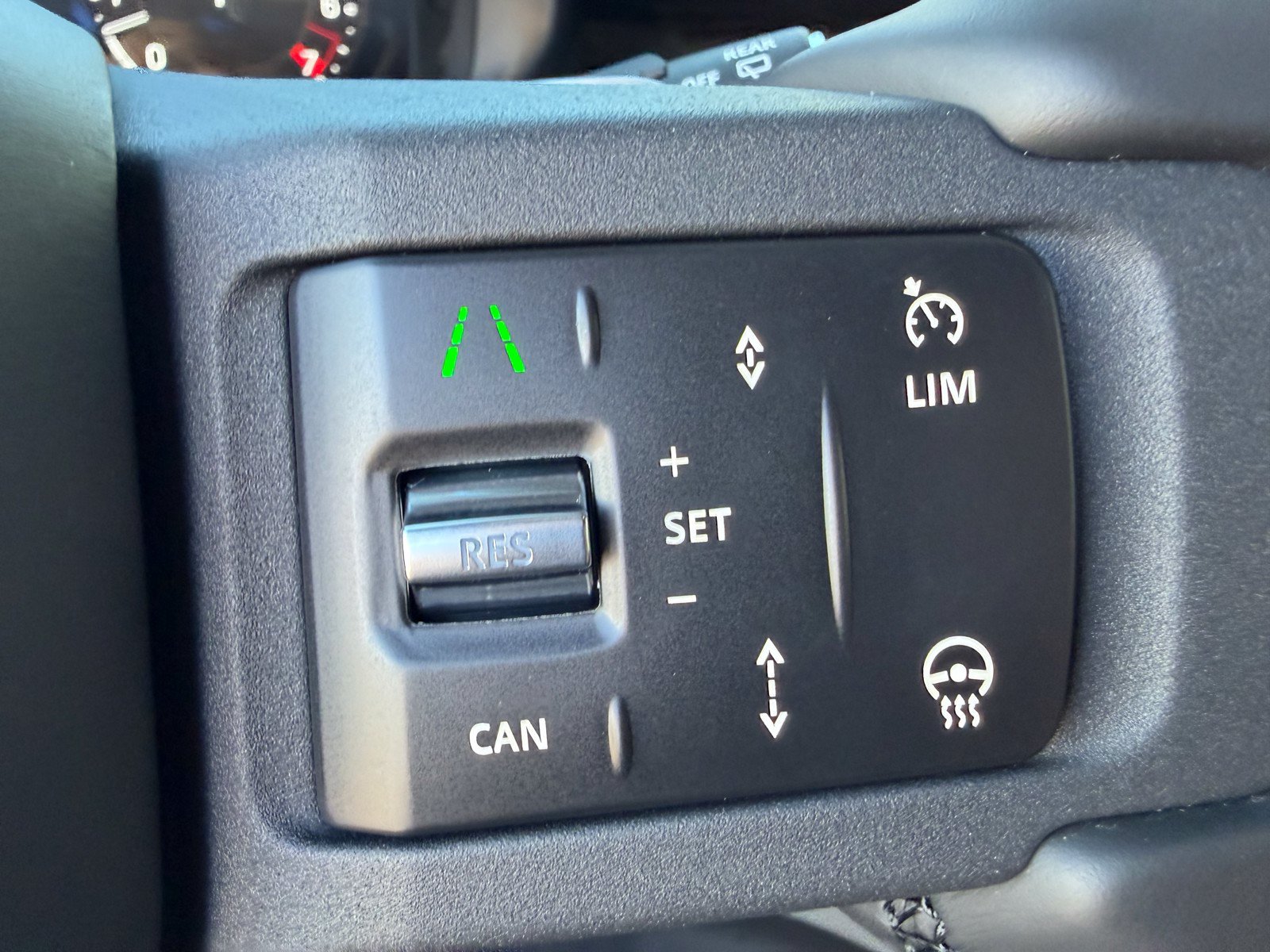 Used 2026 Land Rover Defender 110 V8 AWD/4WD image 12