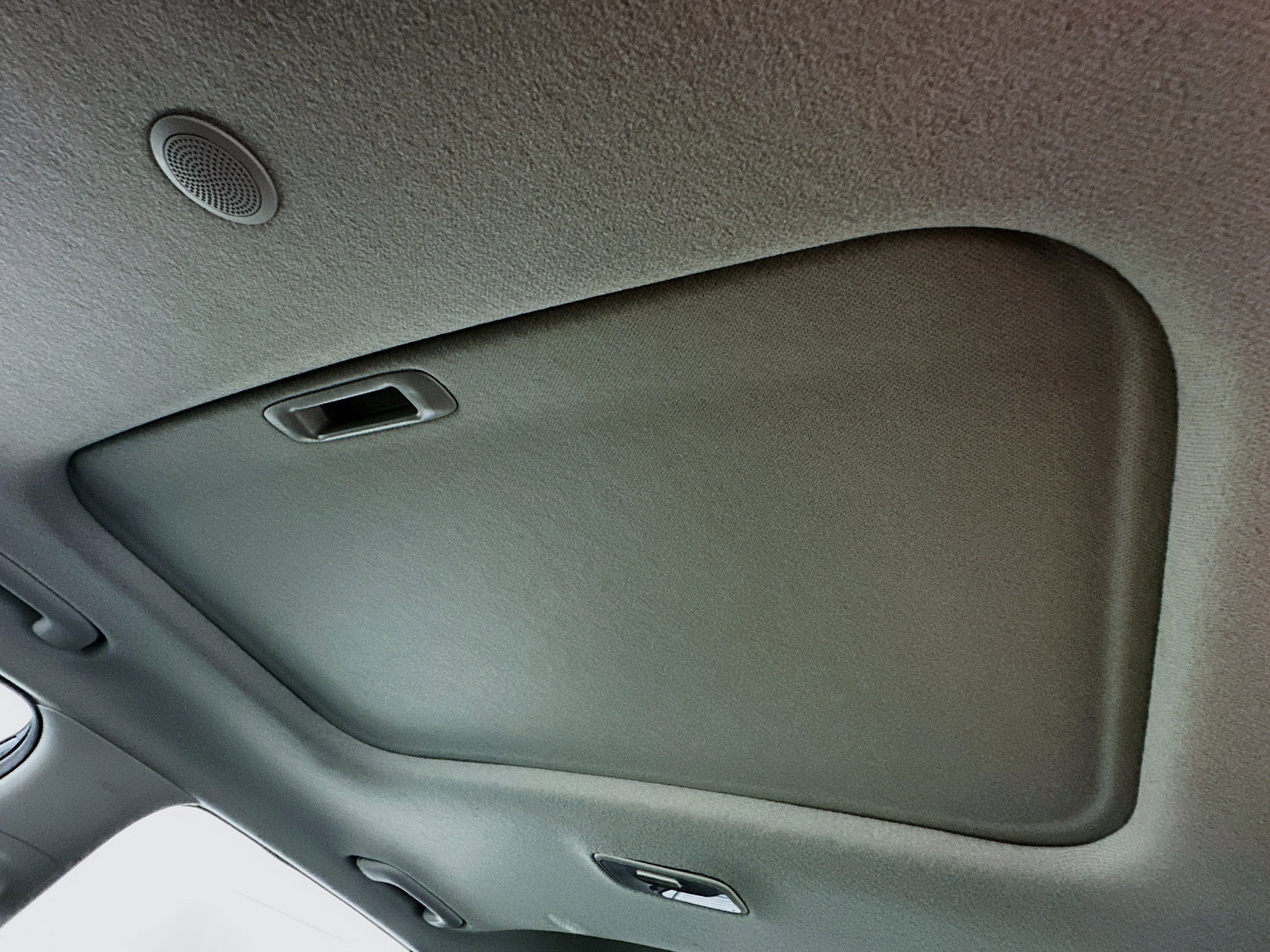 Used 2024 Hyundai Venue SEL image 25