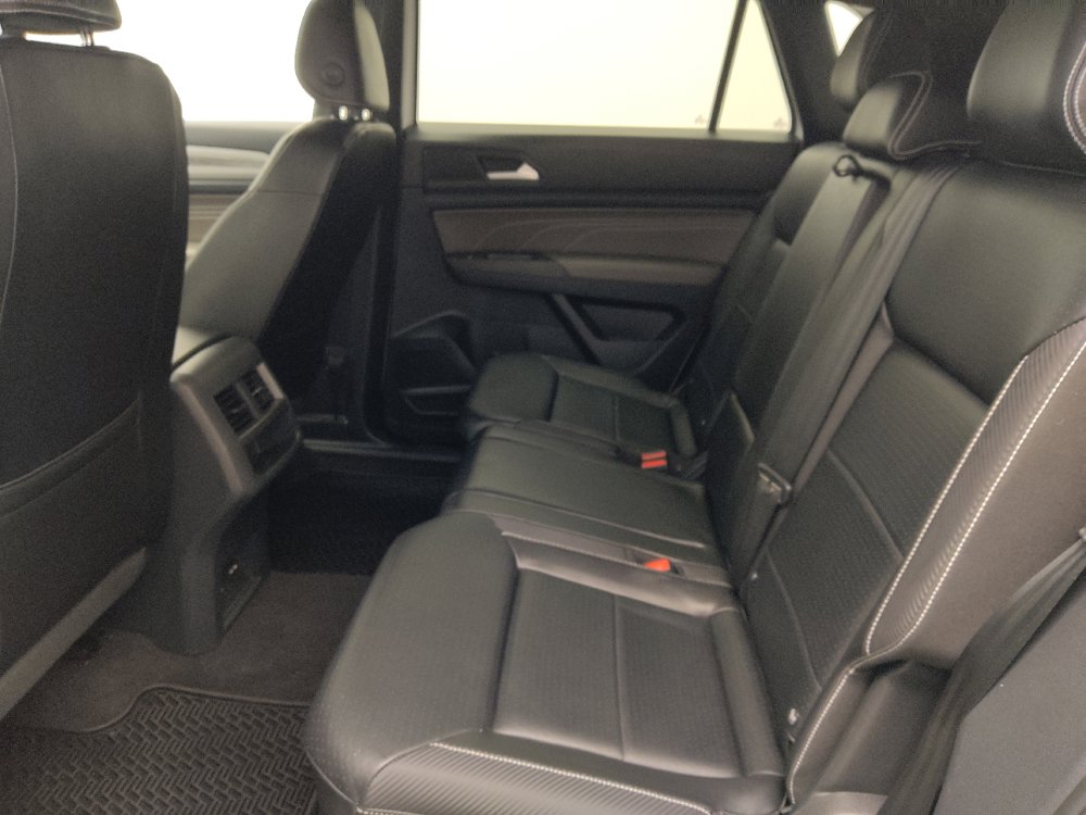 Used 2022 Volkswagen Atlas Cross Sport SE FWD image 18