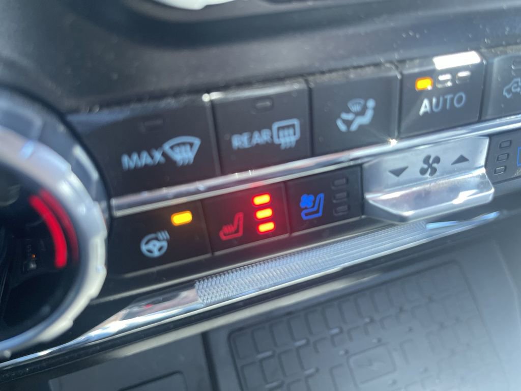 Used 2023 Ford F150 Limited image 29