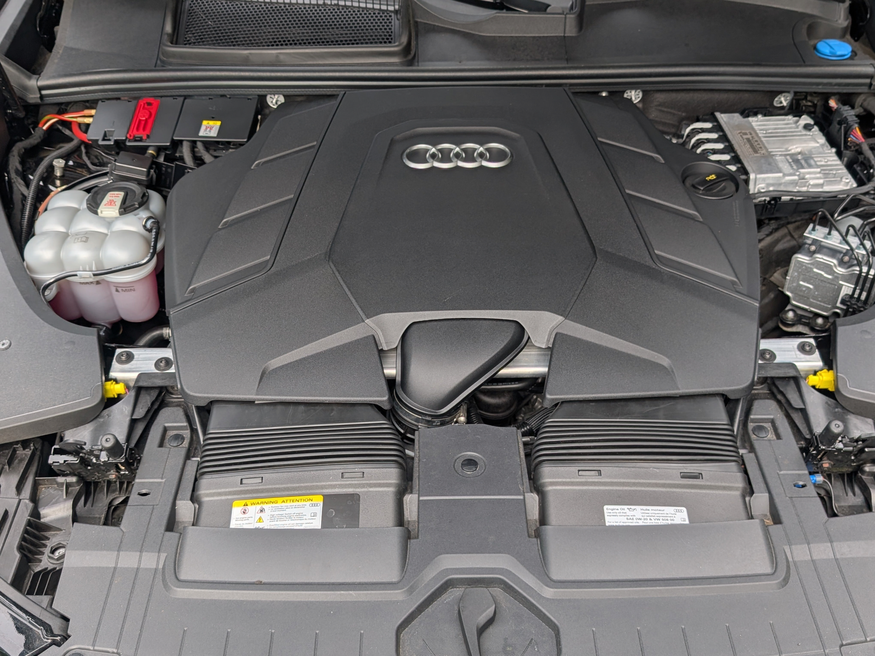 Used 2023 Audi Q8 Premium Plus w/ Premium Plus Package AWD/4WD image 7