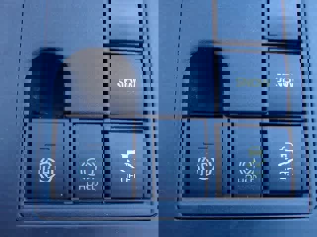 Used 2023 Toyota Highlander XSE image 16