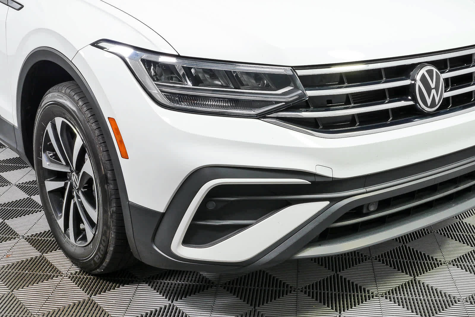 Certified 2023 Volkswagen Tiguan S w/ Driver Assistance Package FWD image 38