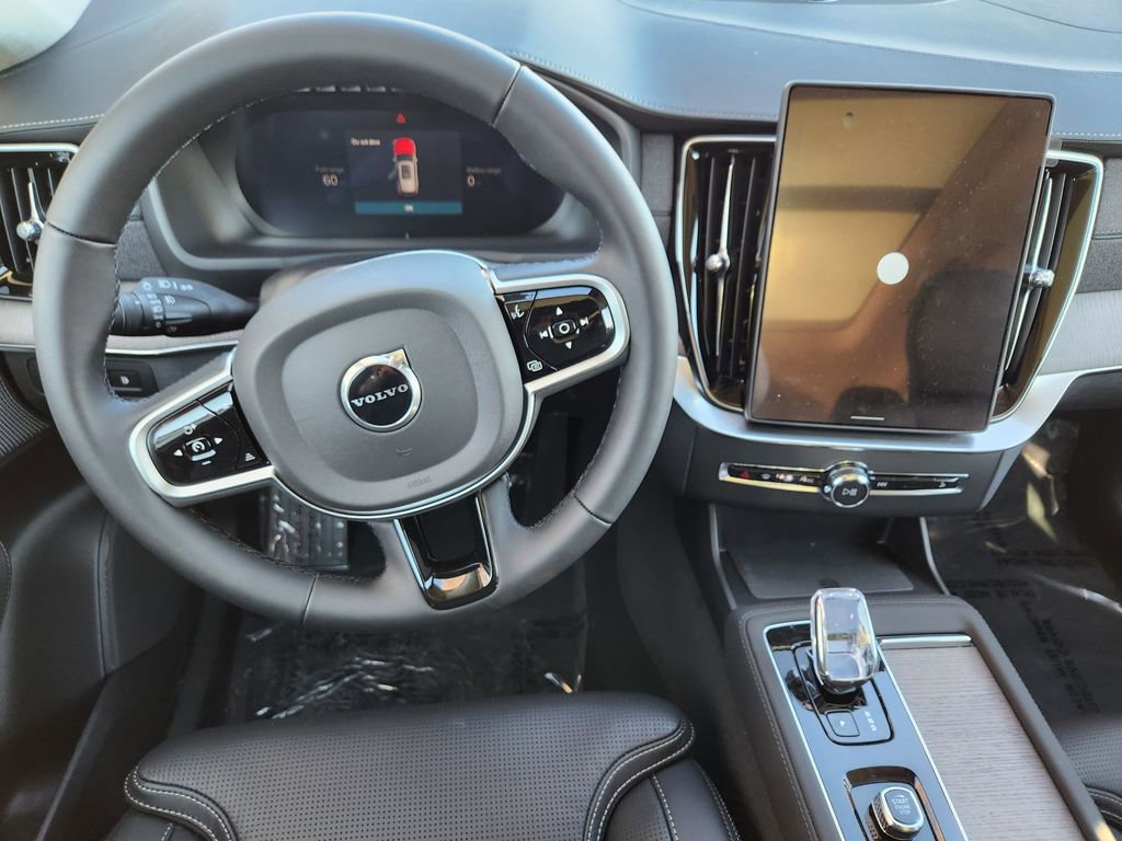 New 2026 Volvo XC90 T8 Ultra w/ Lounge Package image 2