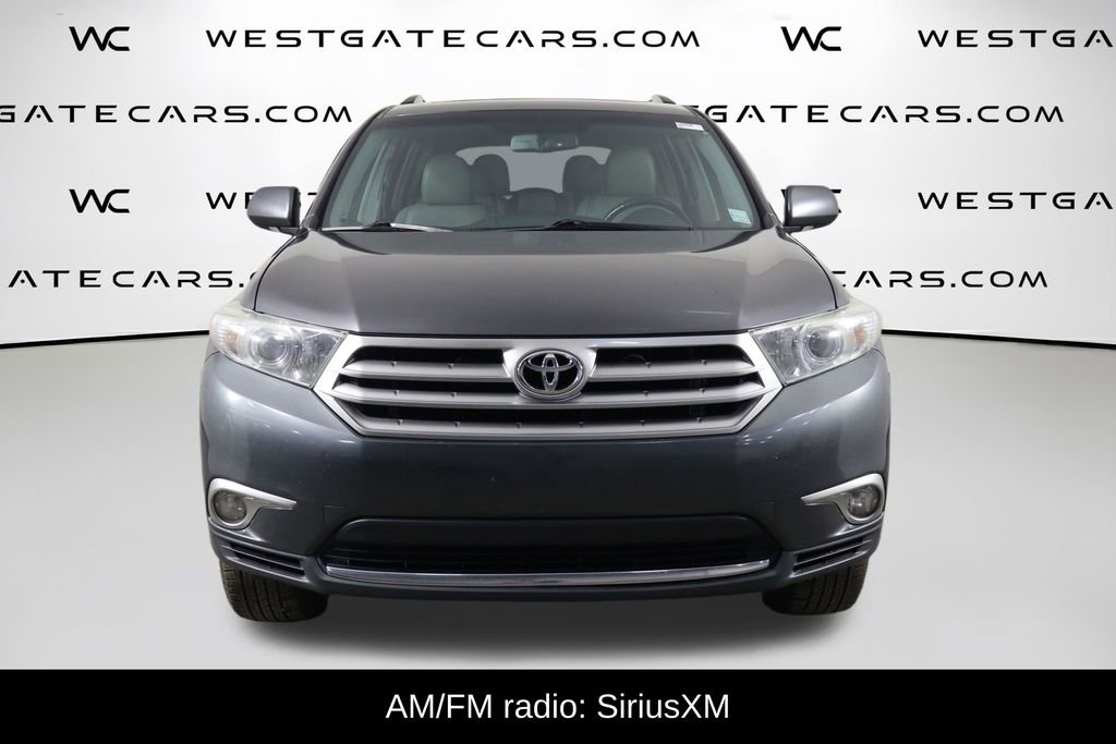 Used 2012 Toyota Highlander Limited w/ Tow Pkg image 2