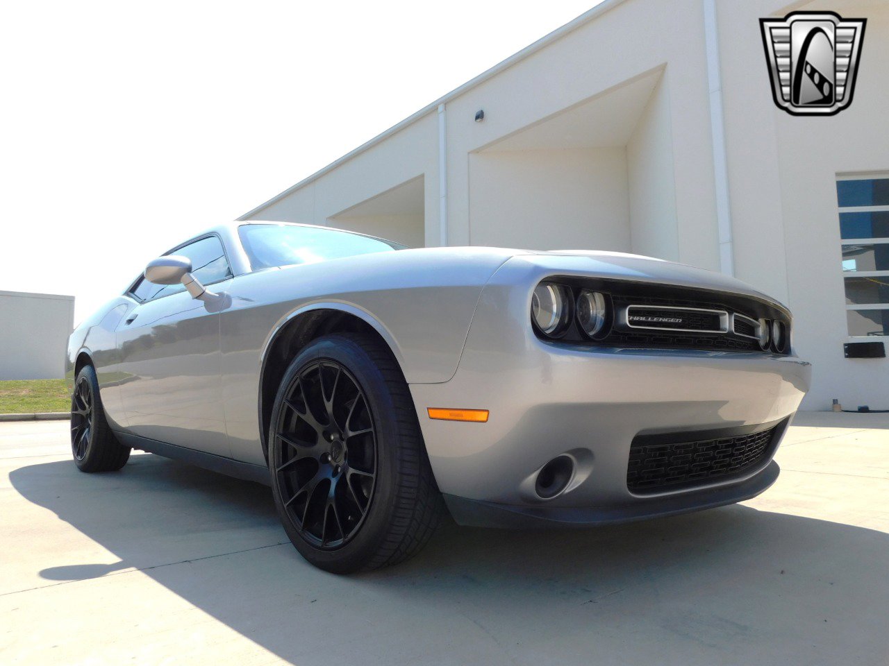 Used 2015 Dodge Challenger SXT w/ Driver Convenience Group image 14