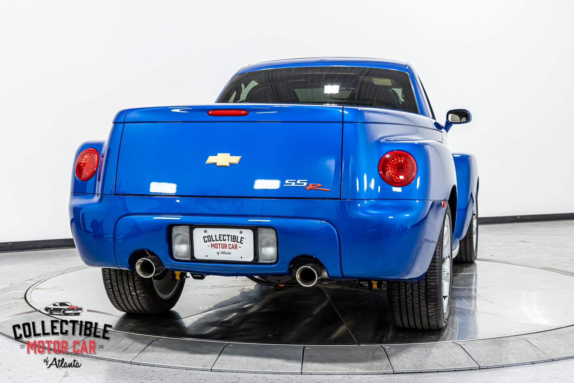 Used 2006 Chevrolet SSR w/ Preferred Equipment Group RWD image 17