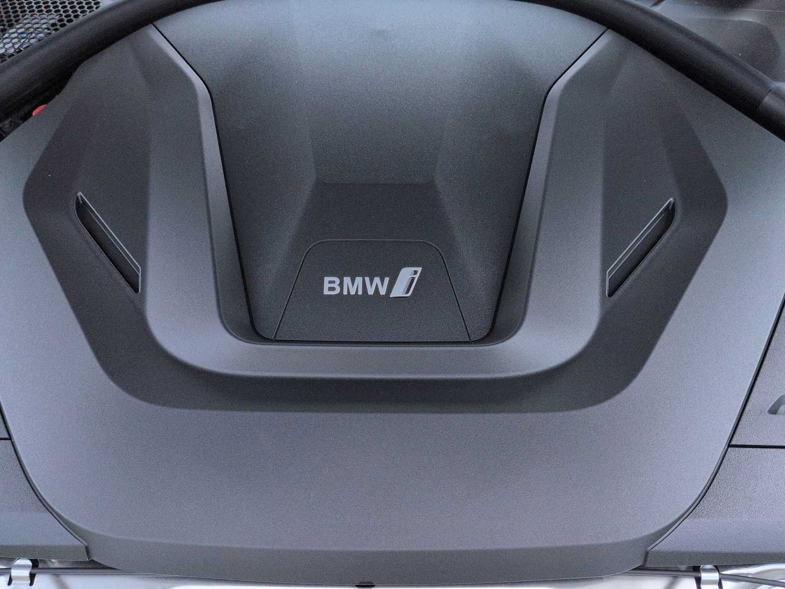 Used 2026 BMW i4 xDrive40i w/ Premium Package AWD/4WD image 16