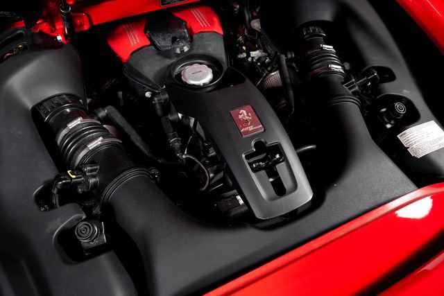 Used 2017 Ferrari 488 Spider RWD image 11