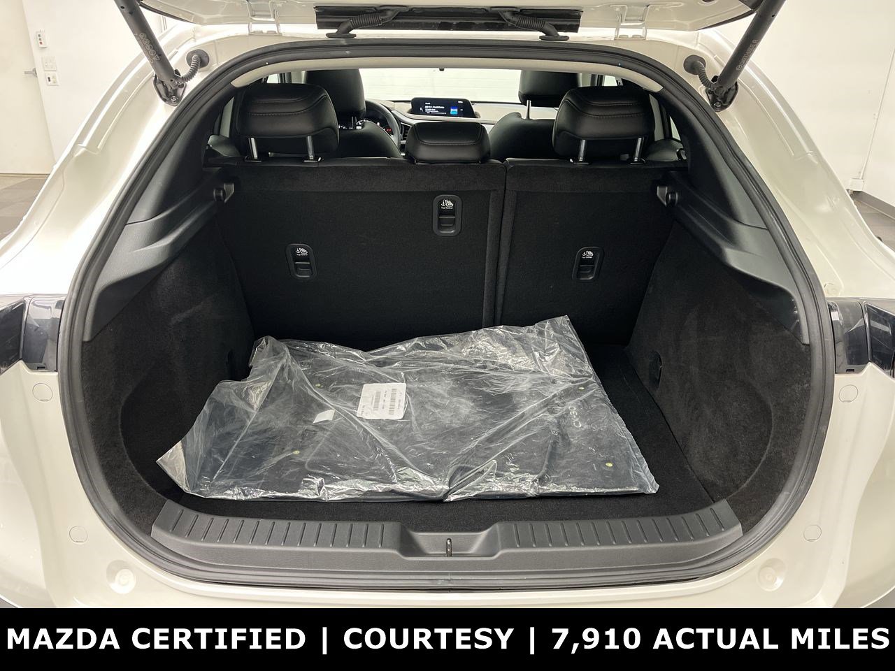 Certified 2025 MAZDA CX-30 AWD 2.5 S w/ Premium Package image 30