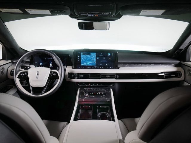 Used 2026 Lincoln Aviator Black Label w/ Dynamic Handling Package AWD/4WD image 26