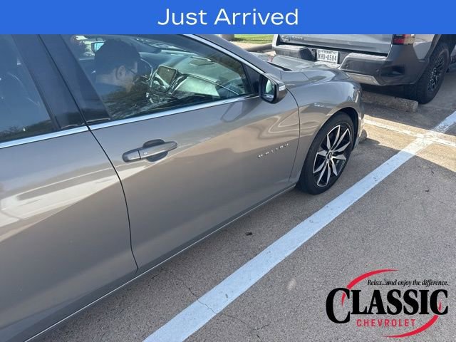 Used 2017 Chevrolet Malibu LT w/ Leather Package image 26