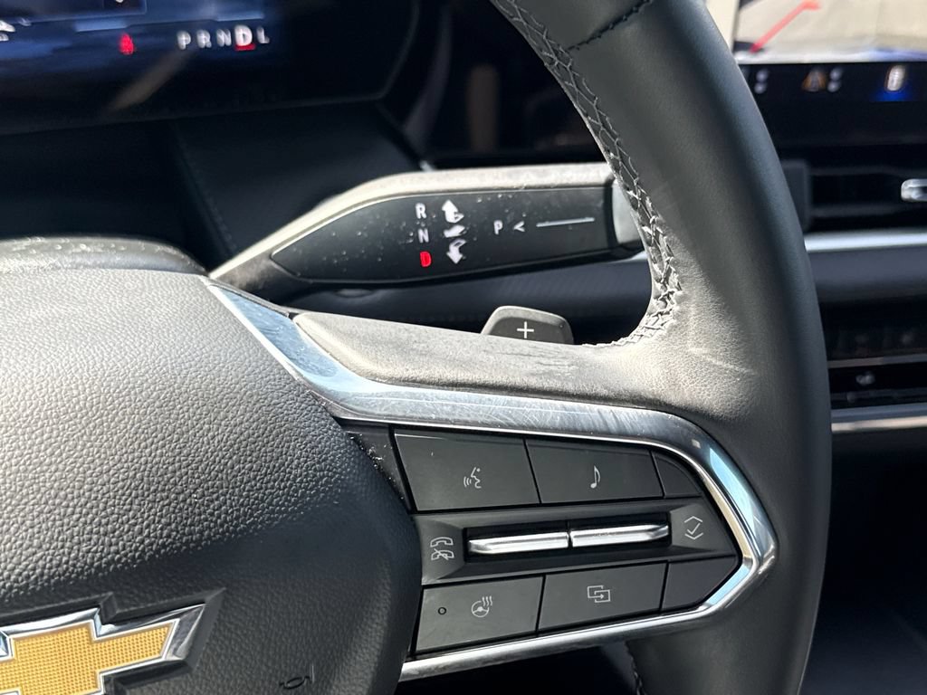 Used 2025 Chevrolet Equinox LT w/ Safety and Technology Package FWD image 28