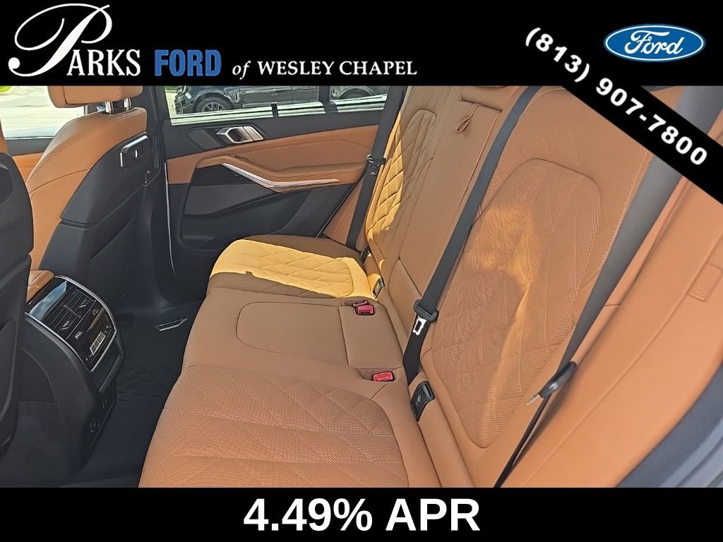Used 2024 BMW X5 xDrive40i w/ Premium Package AWD/4WD image 4