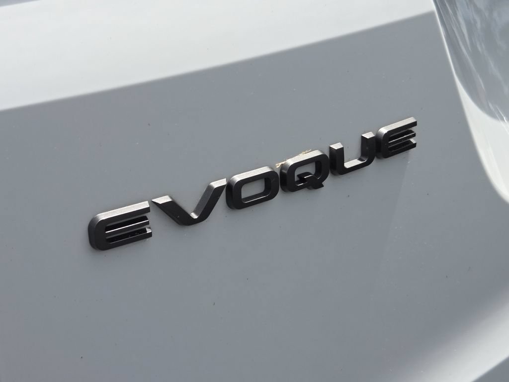 Used 2023 Land Rover Range Rover Evoque R-Dynamic S AWD/4WD image 16