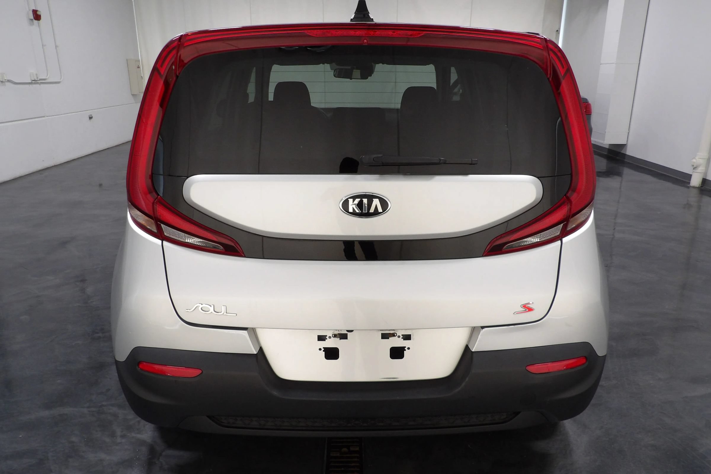 Used 2021 Kia Soul S FWD image 5