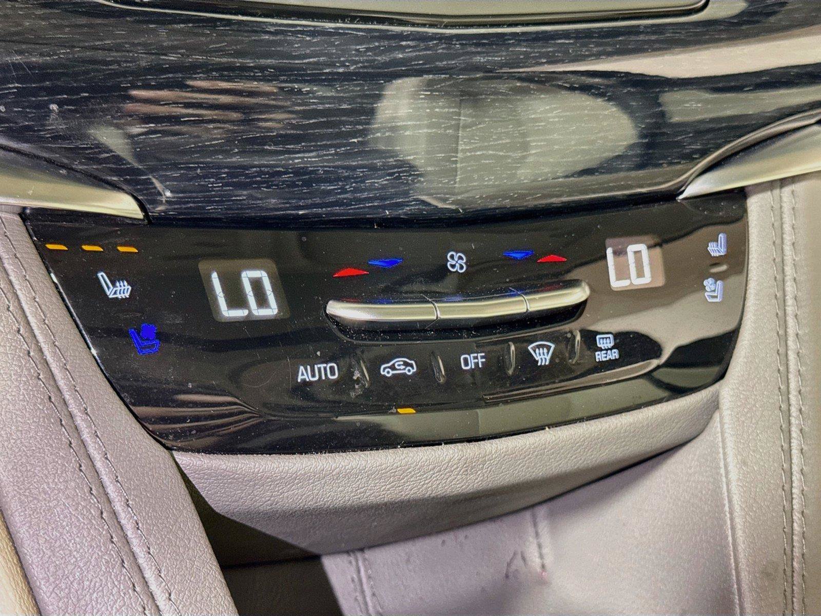 Used 2024 Cadillac XT6 Premium Luxury w/ Technology Package FWD image 14