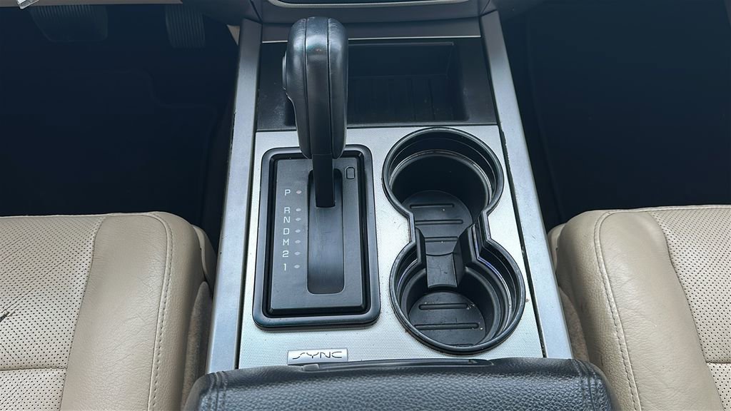 Used 2017 Ford Expedition EL XLT w/ Equipment Group 202A RWD image 26