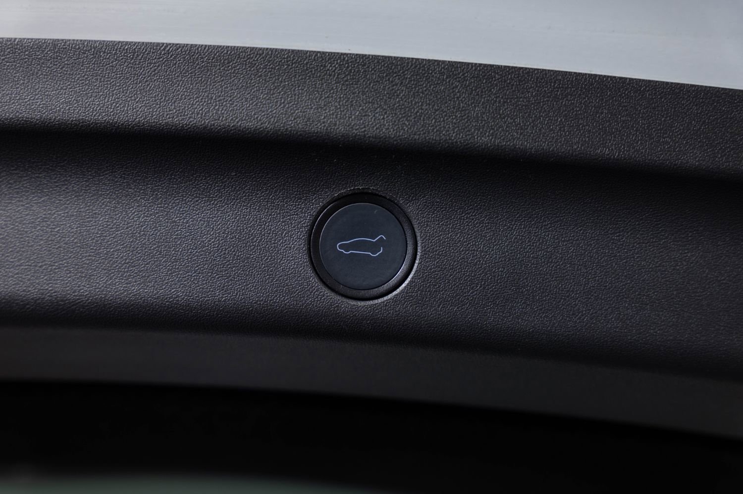 Used 2021 Tesla Model Y Long Range image 22