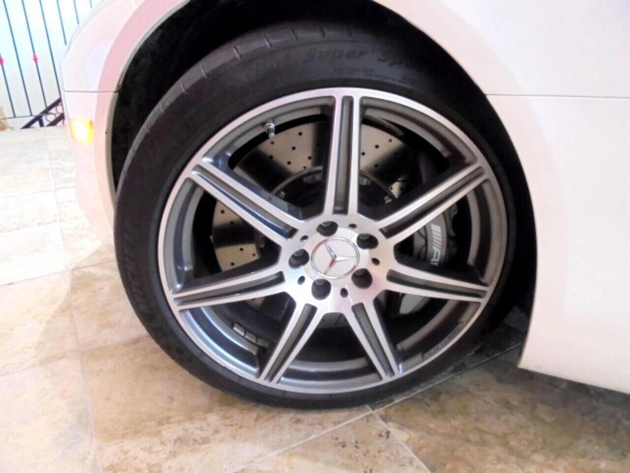 Used 2012 Mercedes-Benz SLS AMG Roadster image 24