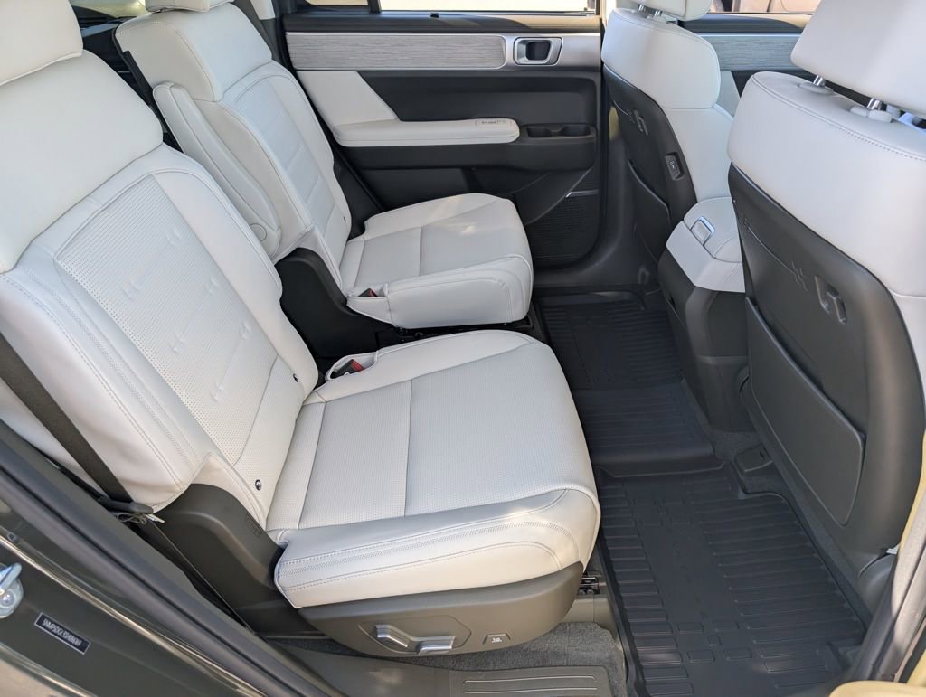 New 2025 Hyundai Santa Fe Calligraphy image 20