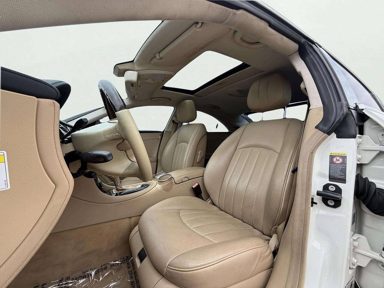Used 2008 Mercedes-Benz CLS 550 w/ P1 Pkg image 18